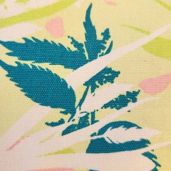 L'occitane en Provence Rifle Paper co shimmer golden zipper bag linen & recycled - Picture 2 of 6